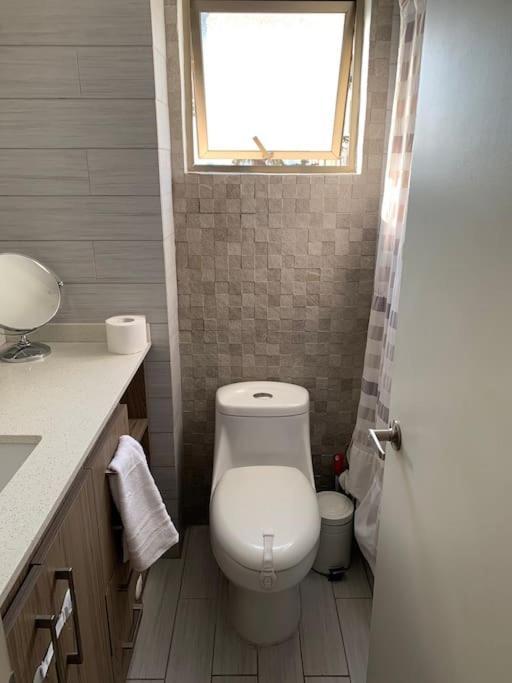 Increible Piso Moderno Servicios Y Metro A 100 Mts Apartamento